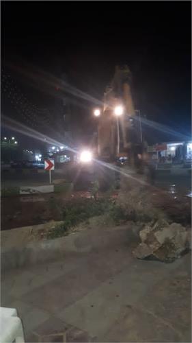 پایان عملیات شبانه رفع شکستگی شبکه توزیع آب شهر اندیمشک
