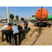 اقدام فوری آبفا آبادان برای جلوگیری از پس‌زدگی فاضلاب در دو منطقه مسکونی